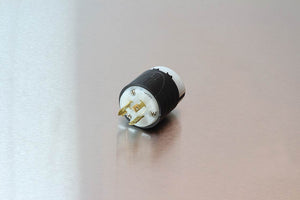 3 Wire 20 Amp Plug